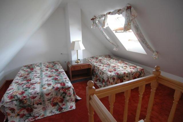 Zoldhaz Bio Panzio Hotel Gyenesdiás Værelse billede